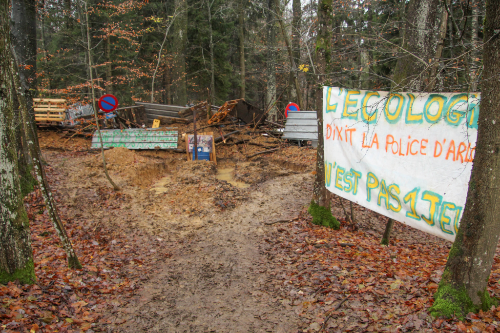 Une nouvelle génération de contestataires, adeptes de l’écologie la plus douce, à l’image des cortèges des « Jeunes pour le Climat » (Photo : Didier Joannes)