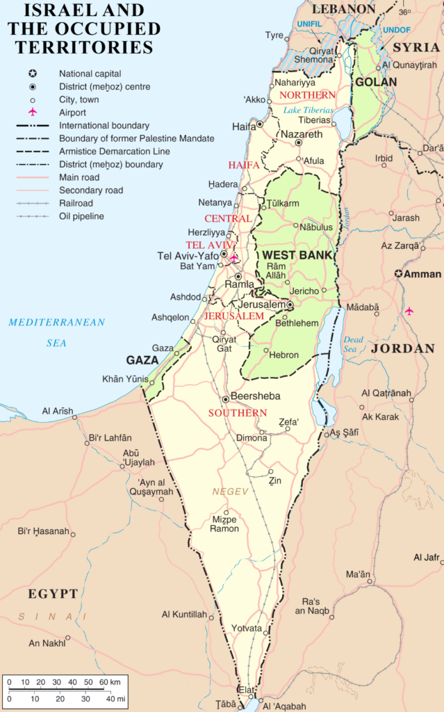 Carte 3 : 1967 – Territoires occupés par Israël depuis 1967. En vert les gains territoriaux d’Israël considérés comme « territoires occupés » depuis 1967 au point de vue du droit international. « Après six jours de guerre, l’armée israélienne occupa l’ensemble du territoire de la Palestine mandataire, ayant conquis la Cisjordanie, Gaza, Jérusalem-Est ainsi que le désert du Sinaï (qui sera rendu par étapes à l’Égypte entre 1979 et 1982) et le plateau syrien du Golan. »