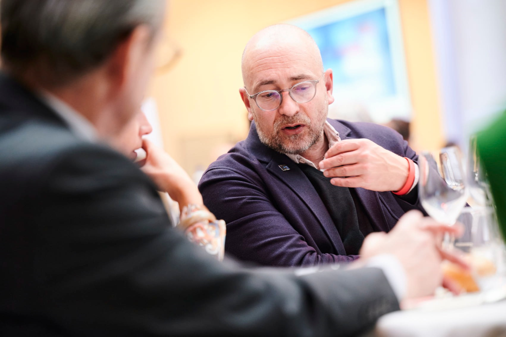 Ricardo Gutiérrez, président de la FEJ : « En tant que journaliste, on doit pouvoir se sentir libre d’aborder absolument tous les sujets. »