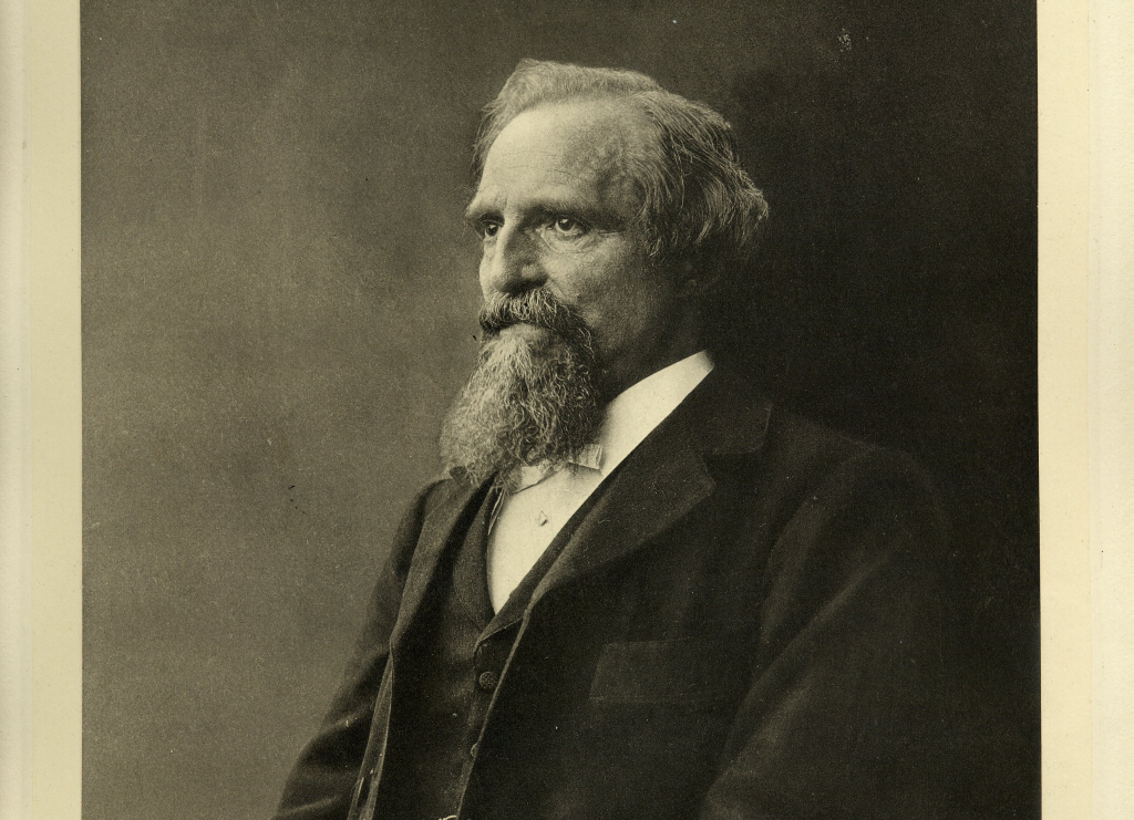 Hector Denis fit toute sa carrière à l’ULB : docteur en droit (ULB,1865) puis docteur en sciences (1868), professeur extraordinaire (1879), puis ordinaire (1888) et enfin, recteur de l’Université (1892-1894). Il fut l’un des vingt-huit premiers députés socialistes élus à la Chambreen 1894. Il resta député de Liège jusqu’à son décès en 1913 à 71 ans. Crédit : Portrait de Hector Denis vers 1900 paru dans "La Belgique d’aujourd’hui", sous la direction de Gustave DELTOUR, Berlin-Charlottenburg, Adolf Eckstein, vers 1908. Scannée et mise en forme par Henrotte Damien le 13 janvier 2007. Domaine public.